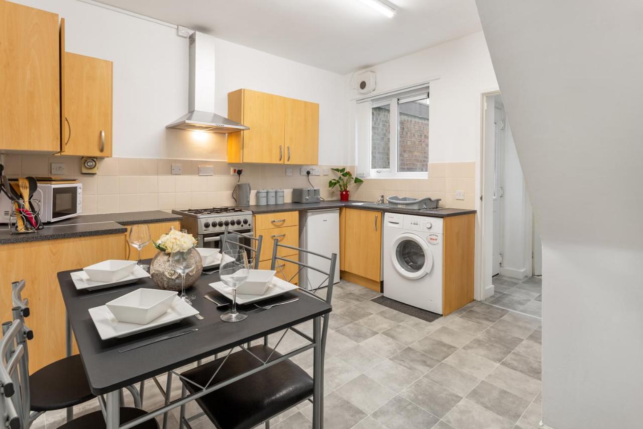Comfortable Liverpool Townhouse - Free Parking Extérieur photo