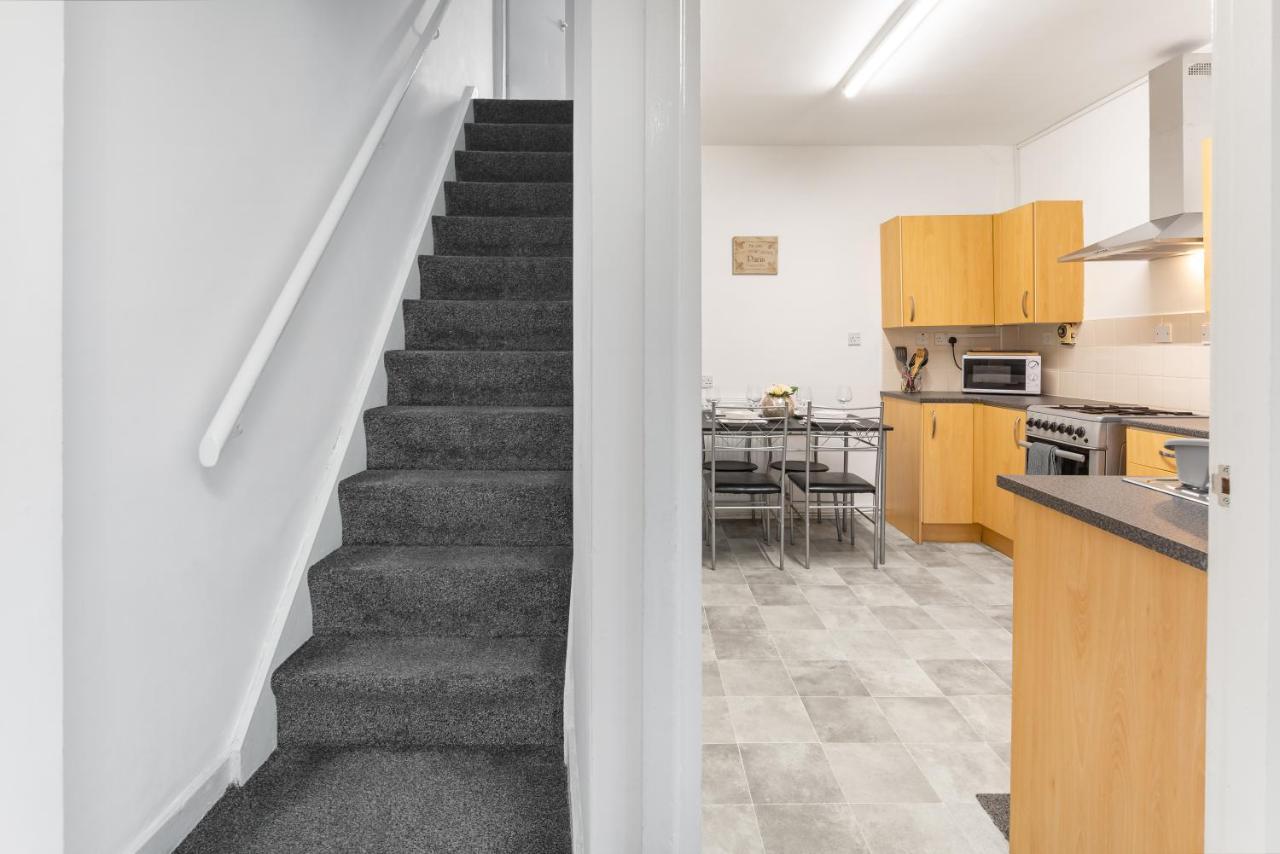 Comfortable Liverpool Townhouse - Free Parking Extérieur photo